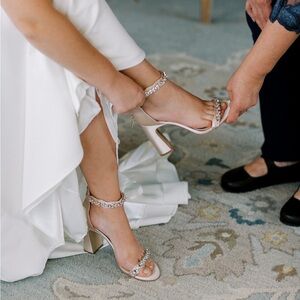 Jewel Badgley Mischka Wedding Shoes Size 9